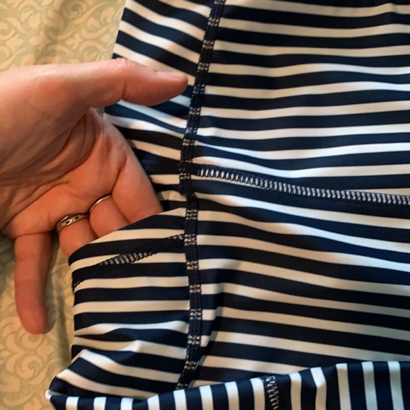 Debits Athletics capri leggings - Picture 2 of 4